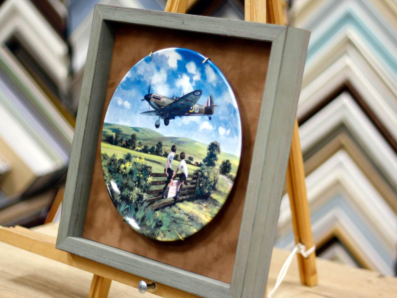 framed plate Heroes of the sky