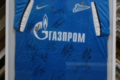 футболка в раме